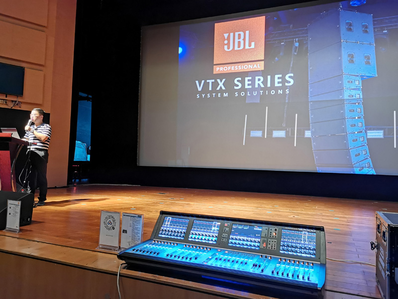 JBL VTX系列線陣列產(chǎn)品